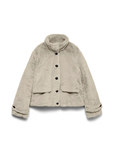 VERO MODA Short Faux Fur Jacket in Cream