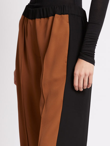 French Connection Bella Twill Contrast Trousers in Brown